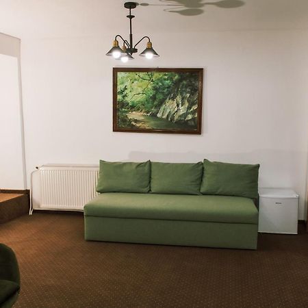 Hotel Cora Bistrita מראה חיצוני תמונה