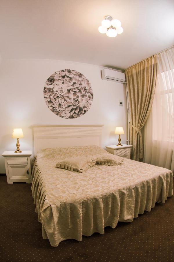 Hotel Cora Bistrita מראה חיצוני תמונה